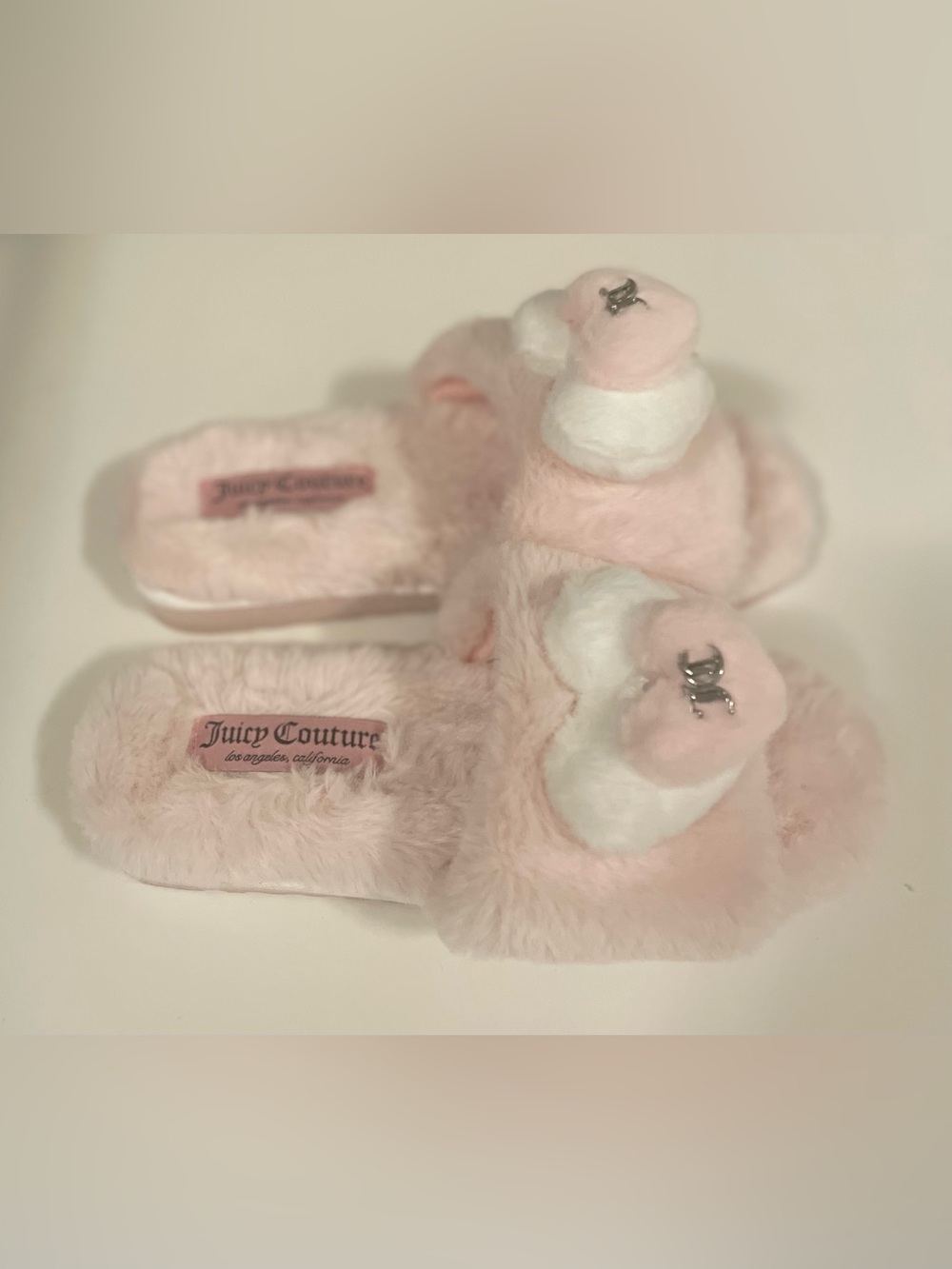 NWOT Juicy Couture Pink Fuzzy Slippers